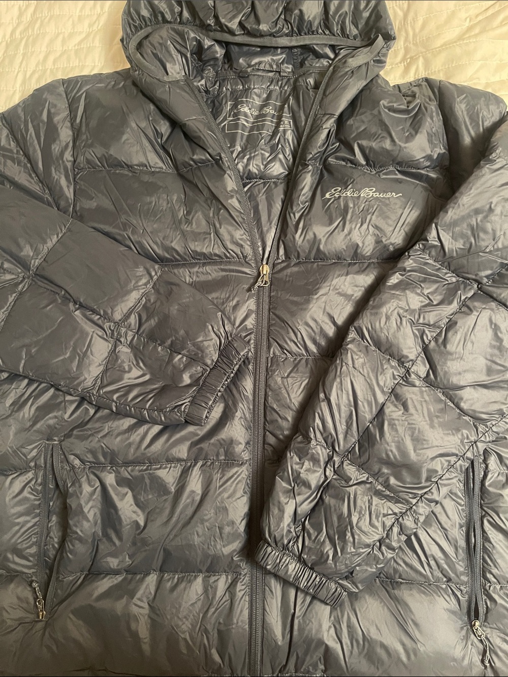 Eddie Bauer Men's Hooded Quilted Down Puffer Jacket in Gray